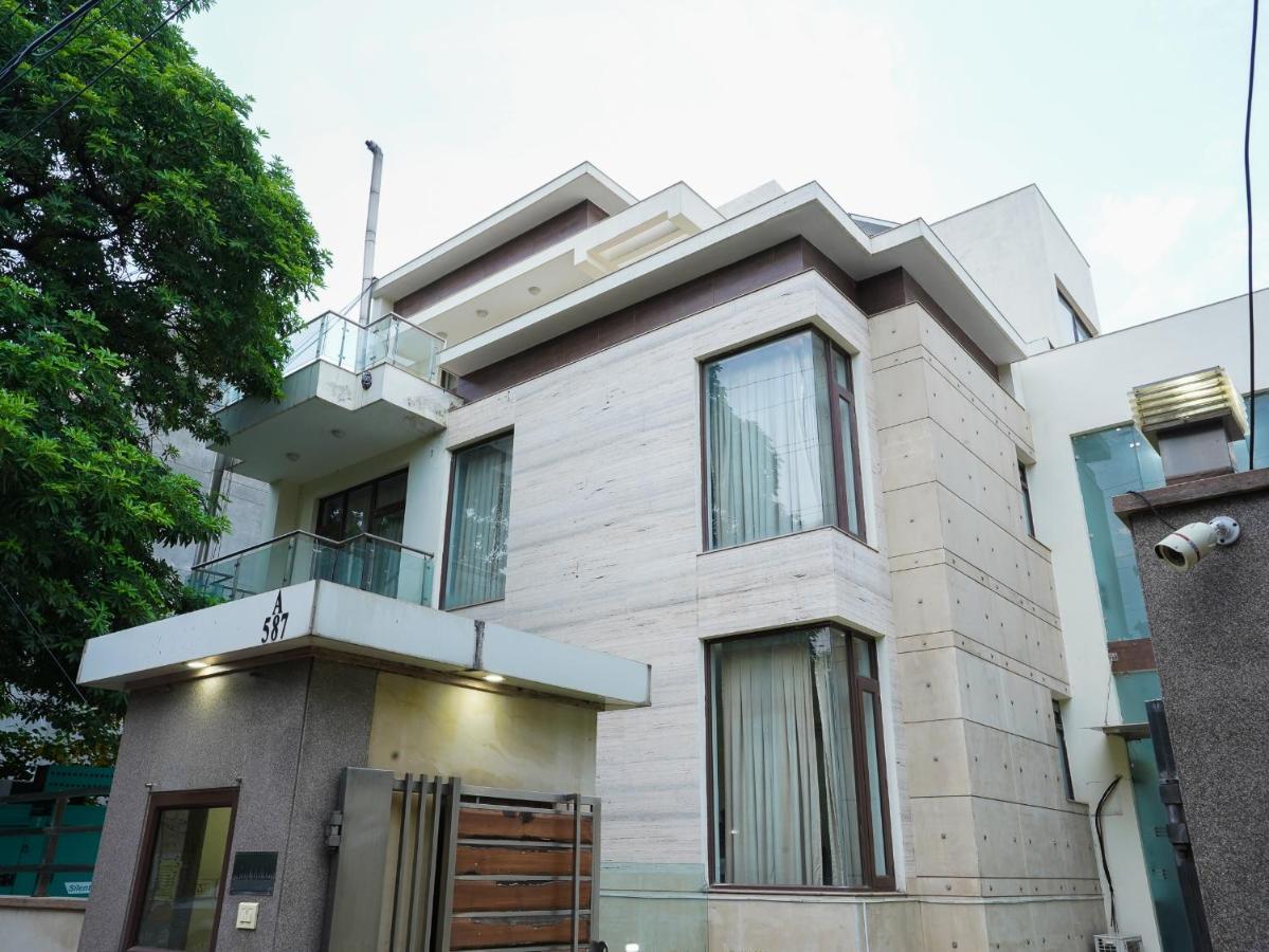 Lime Tree Hotel Sushant Lok Gurgaon Sector 29 Next To Iffco Chowk Metro Extérieur photo